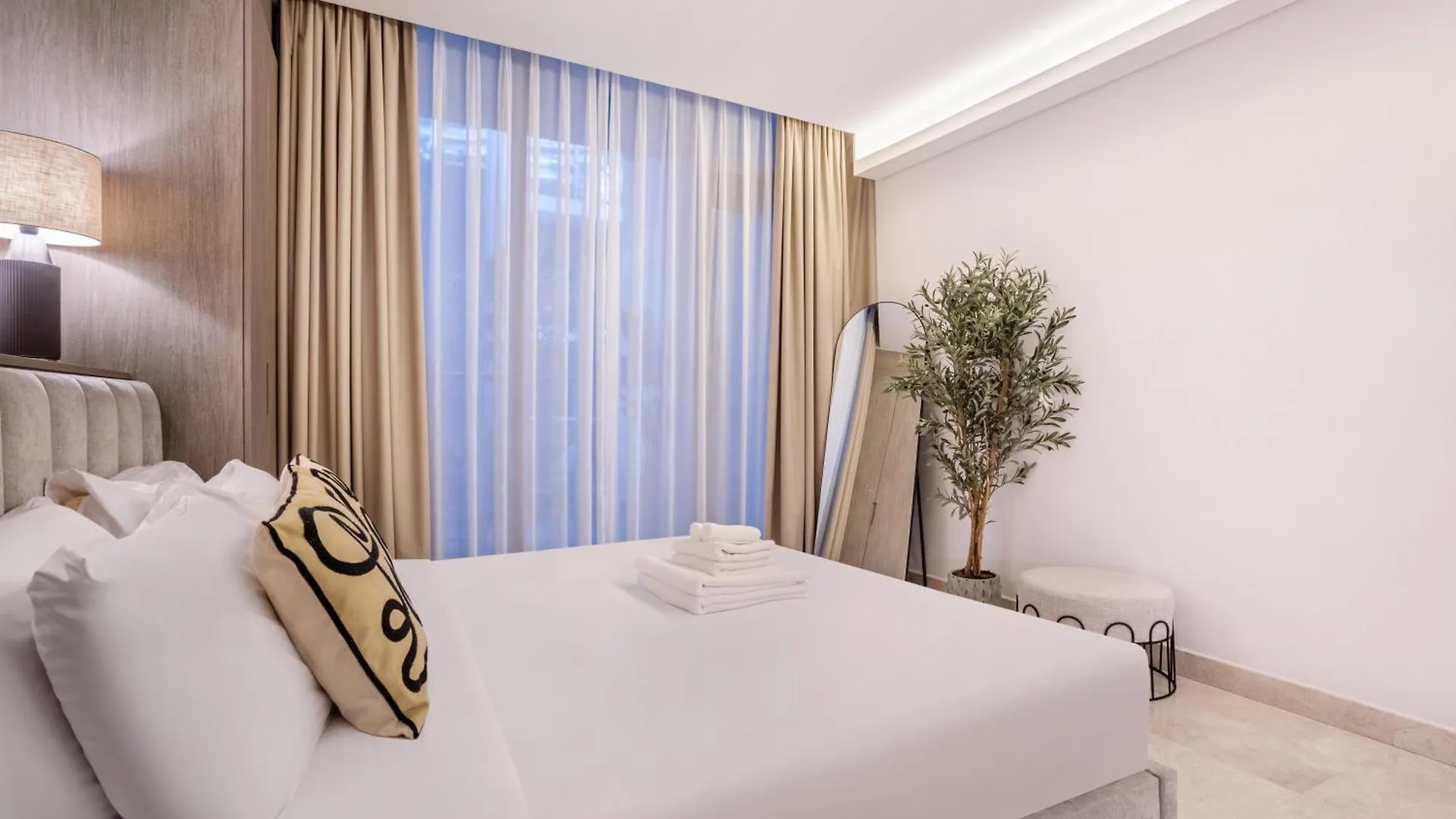 Apartment Stylish Studio Walk To Dubai Mall & Burj Khalifa