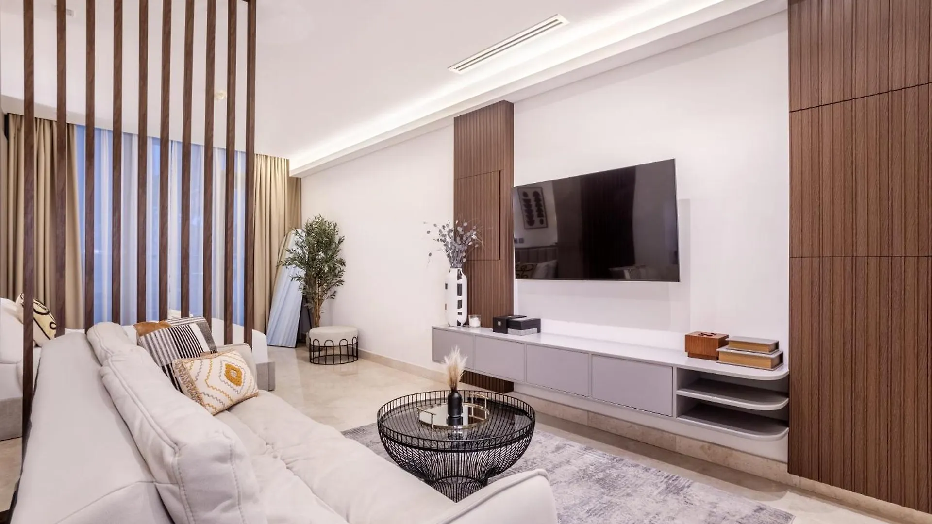 Stylish Studio Walk To Dubai Mall & Burj Khalifa Apartment